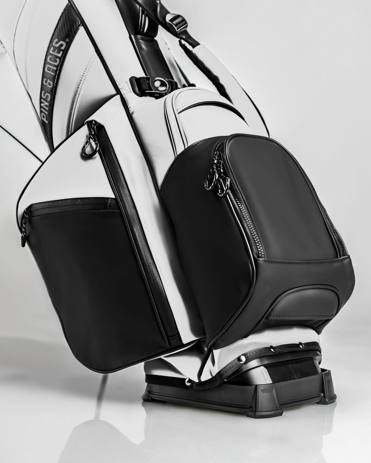Player Preferred Golf Bag - Domino image 2